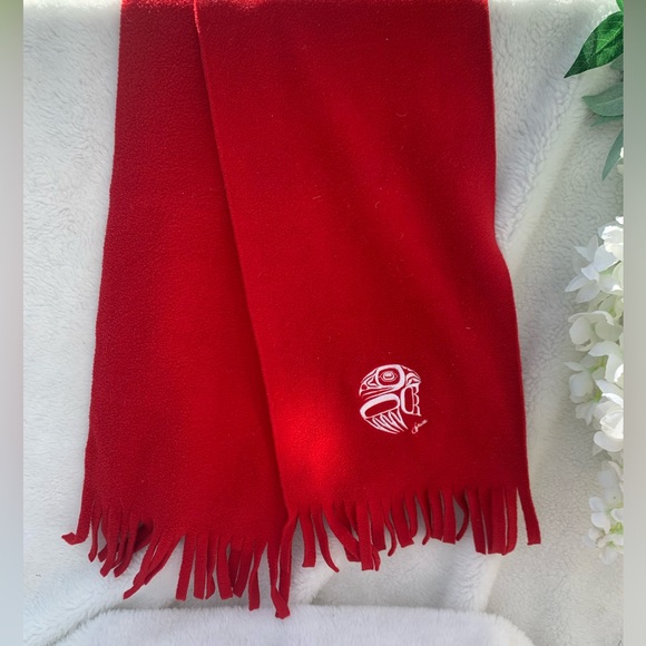 NEW 🧣 NATIVE Artisan Made Scarf with Unique Design - Picture 5 of 14